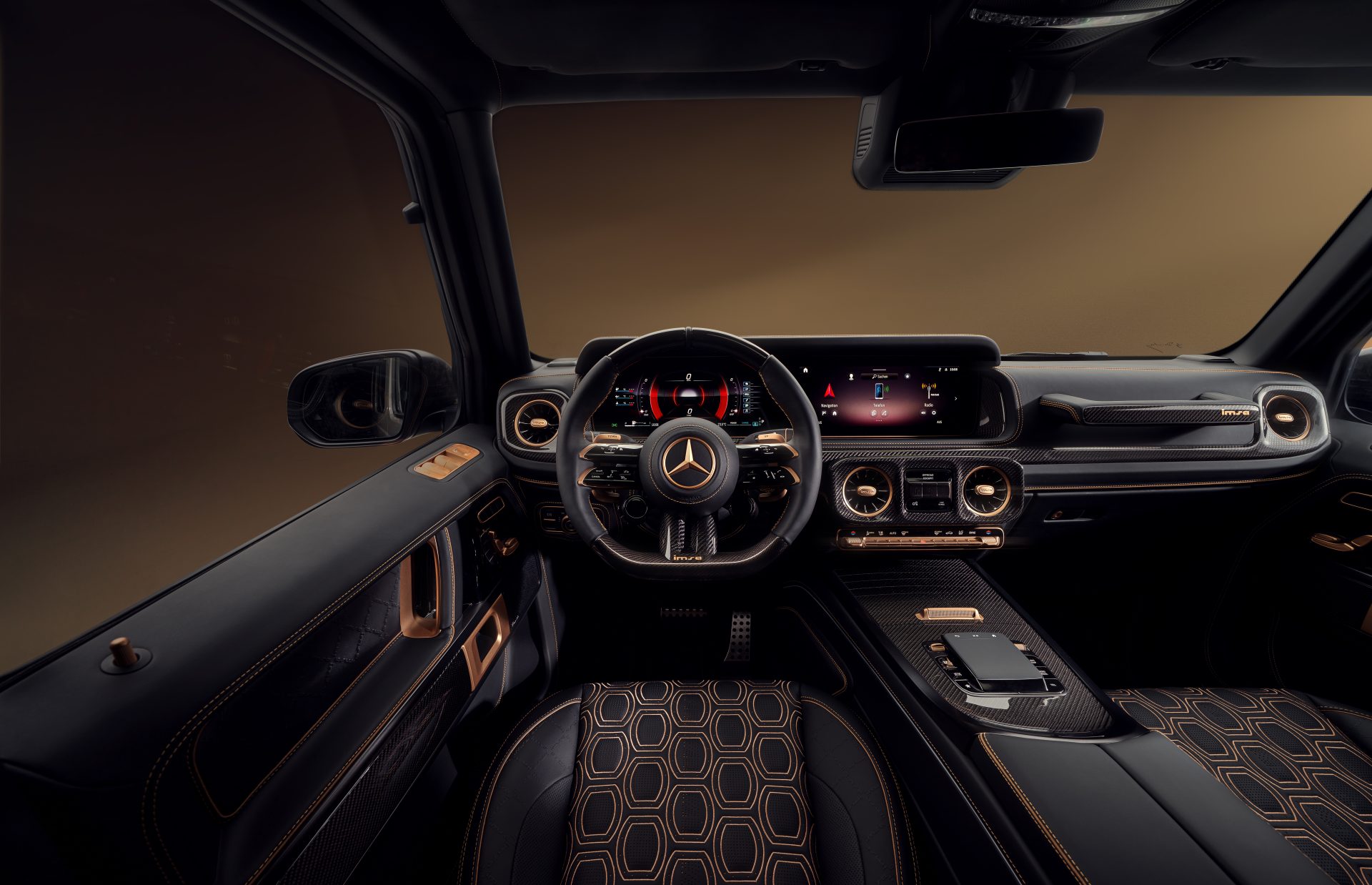 Cockpit of the IMSA Precision 822 seen from the rear cabin