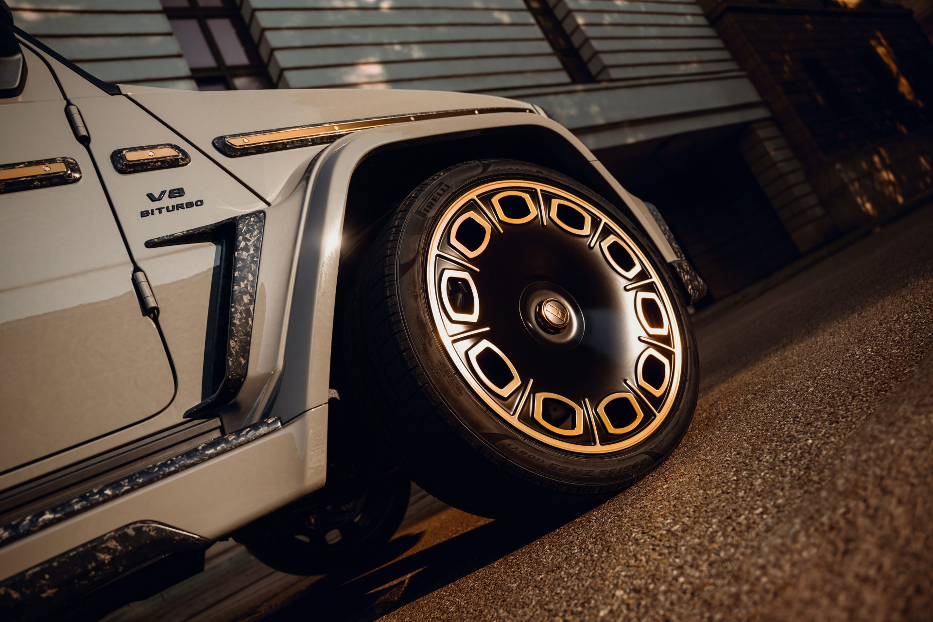 Wheel of the IMSA Precision 822 in sand paint and sunlight